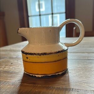 12oz. Vintage Stonehenge Midwinter Creamer